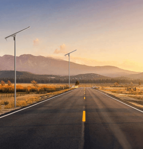 All in one solar street light in highway