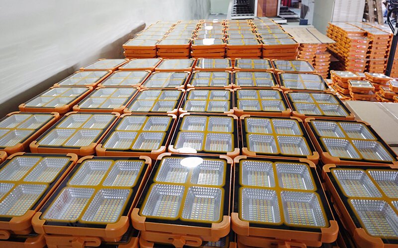 Solar Portable Emergency Light Wholesale